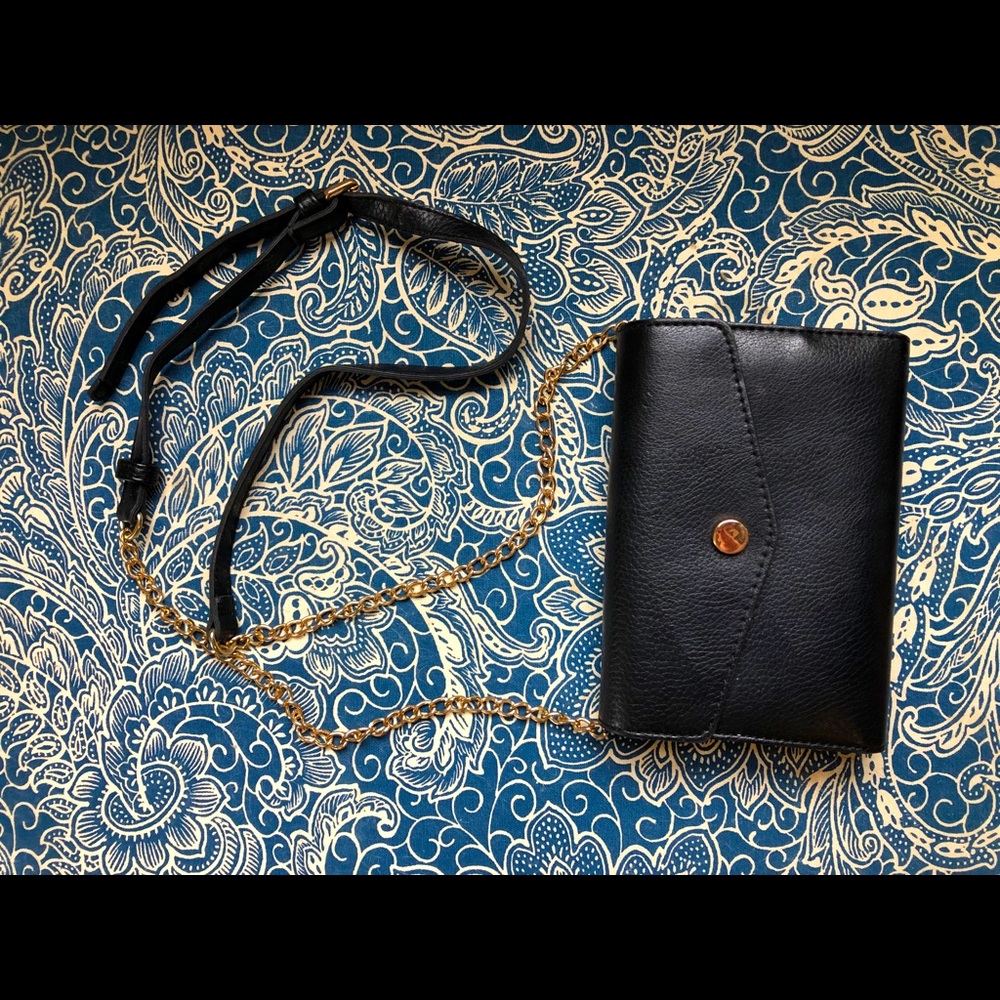 Black Purse